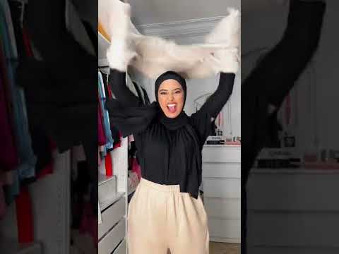 Black top big t-shirt billie eilish 💜 streetstyle hijab outfit