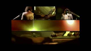 SEBASTIEN TELLIER - DIVINE - LIVE