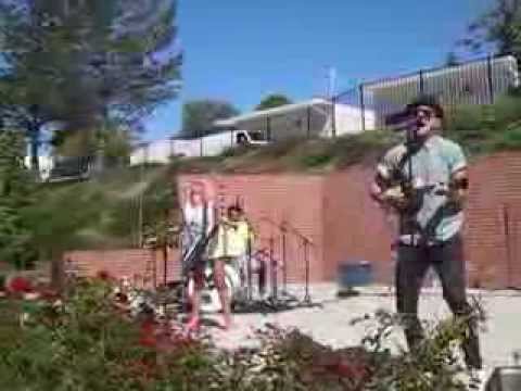 Wallpaper. "Good 4 It" LIVE, Welcome Back Concert 2013