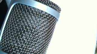 Video thumbnail for Behringer T47 sin esponja suena mejor by Rusted Vacuum