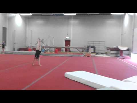 Carlijn   jeugd 1   hele schroef achterover