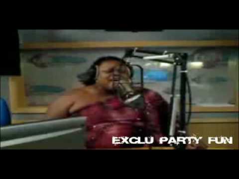 Starting Rock feat  Diva Avari - Movin' on (live Fun Radio)