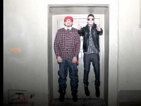 2901 feat. Phoenix (Remix)