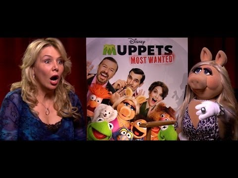 Miss Piggy Attacks Reporter in Jealous Rage - Muppets Most Wanted - Melissa DiMarco - Out There
