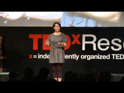 Gıdanın Geleceği ve Sürdürebilir Tüketim: Defne Koryürek at TEDxReset 2010