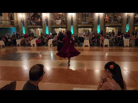 Argentine Folkloric dance: Chacarera - Claudio Otero & Elizabeth Roccella - La Barranquera