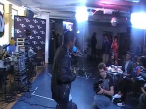 Tinie Tempah | Tinchy Stryder LIVE P.A + INTERVIEW @ 1Xtra Breakfast Tour!
