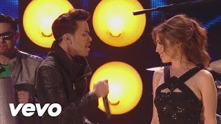 Thalia - Te Perdiste Mi Amor (Premios Lo Nuestro 2013) ft. Prince Royce