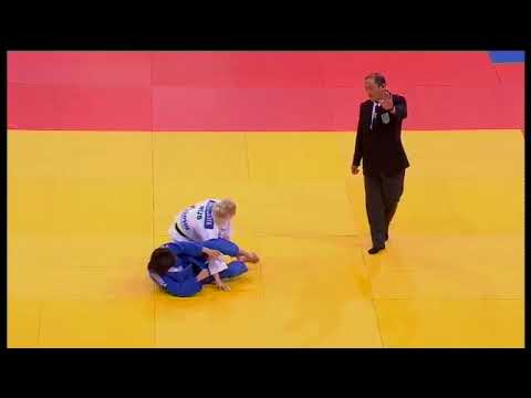 GS PARIS 2012 48 BOGDANOVA Liudmila RUS CHUNG JungYeon KOR1