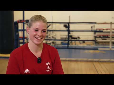 Kapcsos Vivien csak fiúkkal bokszol az edzéseken