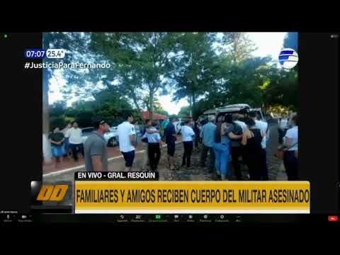 Familiares y amigos reciben cuerpo del militar asesinado
