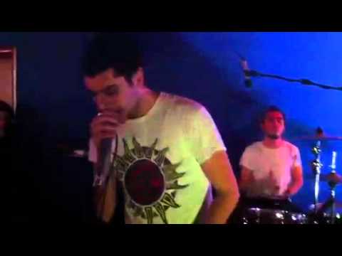 Voina Hen - Zitto e godi