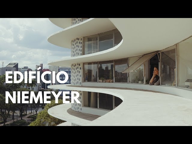 Video Uitspraak van Niemeyer in Engels