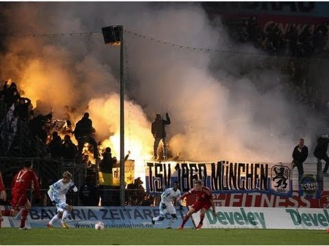 FC Bayern - TSV 1860 Löwen gewinnen Amateur-Derby