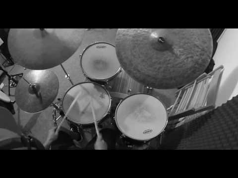 Max Roach's Solo on Parisian Thoroughfare (Clifford Brown & Max Roach)