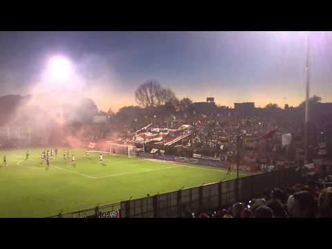 "Dep. Moron Vs. San Lorenzo -En Platense- (video 4)" Barra: Los Borrachos de Morón &bull; Club: Deportivo Morón