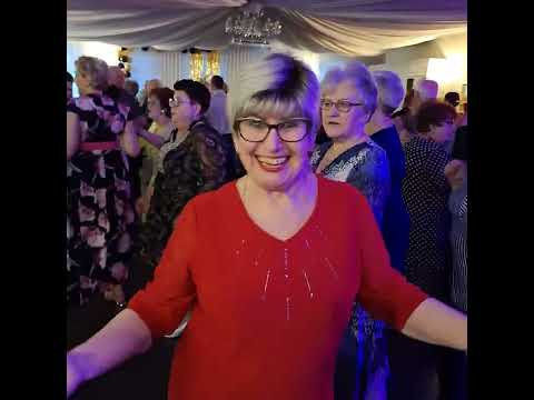 █▬█ █ ▀█▀ Dancing u Aktorów Zbyszek i JANUSZ (Official Music Video)