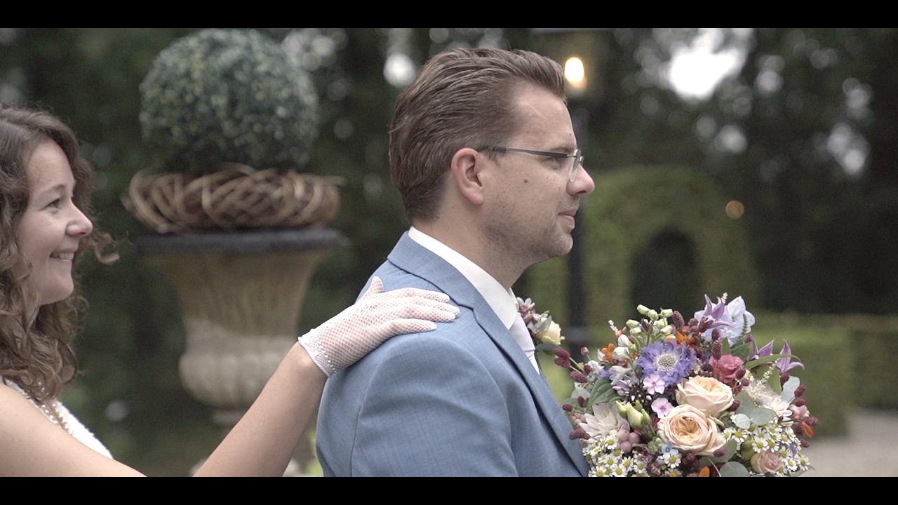 Klik om video te laden en af te spelen