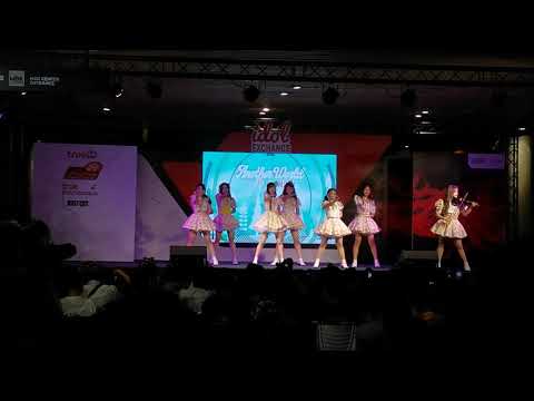 Cm Cafe ( Melonpan ) Another World @debut Idol Exchange MBK [fancam]05.09.20