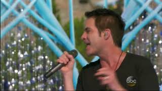 Train - Cadillac Cadillac ((Disney parks Christmas Day parade 2014))