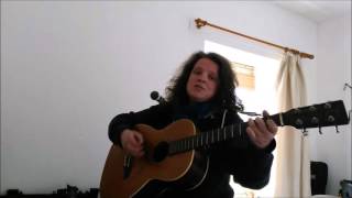 Clare Dowling shows Easy song for guitar- The Joker, Steve Miller Band, Guitar lesson