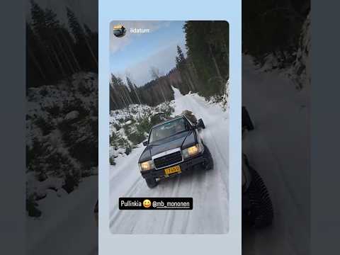 Tänään testailtiin w124 4matic kykyjä haastavissa olosuhteissa 🤝 #mercedesbenz #4matic #om603