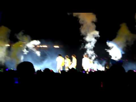 120609 SM TOWN in Taiwan~~SHINee world