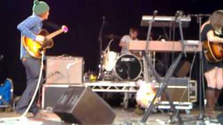 Cate le Bon - Hollow Trees House Hounds (live @EOTR 2010)