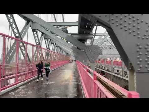 Live NYC Walking Commute: Brooklyn to Manhattan via Williamsburg Bridge - Oct 17, 2022