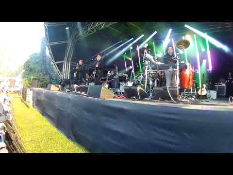 10cc - Live 'Concert At The Kings' 2013