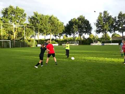 CIMG8728.AVI Dioz training dames deel 4