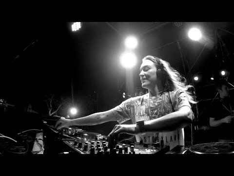 Pao Calderon @ Storyland