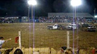 preview picture of video '2009 Apple Butter Festival Demolition Derby 2nd Concede Race.'