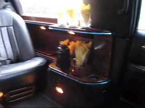 Limo Express: Lincoln 6 pass stretch limo