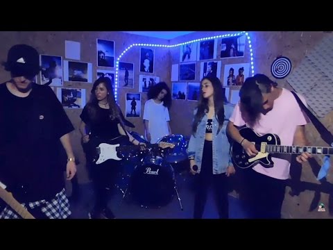 Don't let me down - The Chainsmokers ft. Daya (Cover by Jump to the Moon)