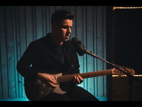 download lagu mp3 mp4 Sorry For Being Late, download lagu Sorry For Being Late gratis, unduh video klip Sorry For Being Late