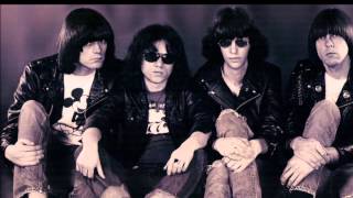 The Ramones - I Want You Around