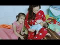 Mom Official 02 Two Babies Demanding Milk Wonderful Mother