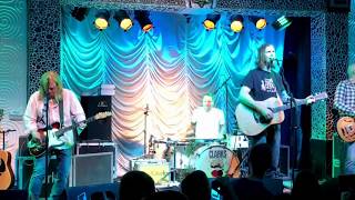 The Clarks - Caroline - Visualite/Charlotte 2018