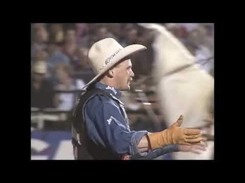 Pete Hessman vs True Grit - 00 PBR Laughlin (88 pts)