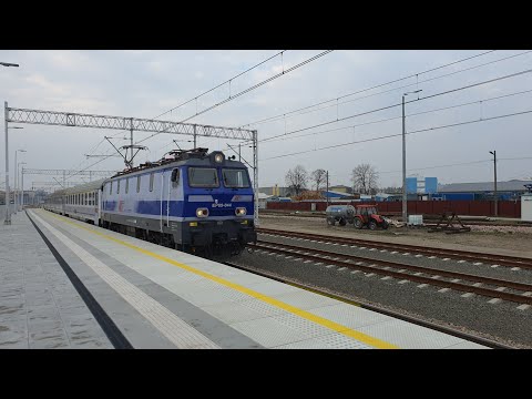EP09-044 + IC MALCZEWSKI z Przemyśla Gł. do Kołobrzegu, mija stację Rzeszów Zachodni 20.03.2020