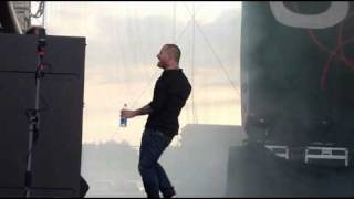 Corey Taylor funny dancing @ Sonisphere Czech