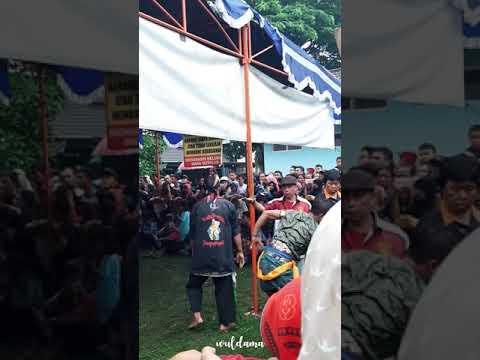 KUDHO PRANESO || GANDRUNG Voc. Tarry Verosha dan Budi Wijaya || Gejayan, 25 Desember 2019