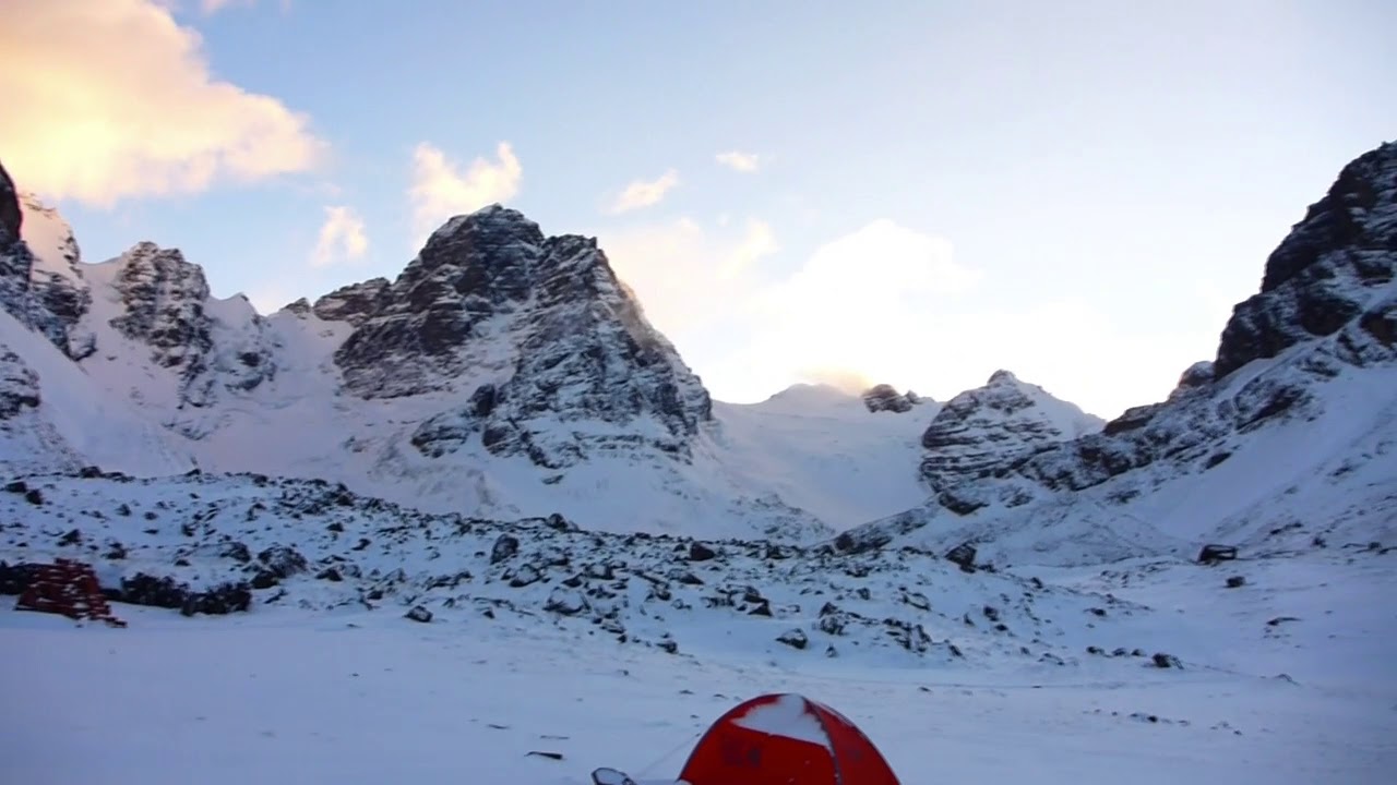 Condoriri Valley