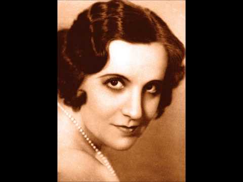 Ninon Vallin (1886-1961) soprano, 