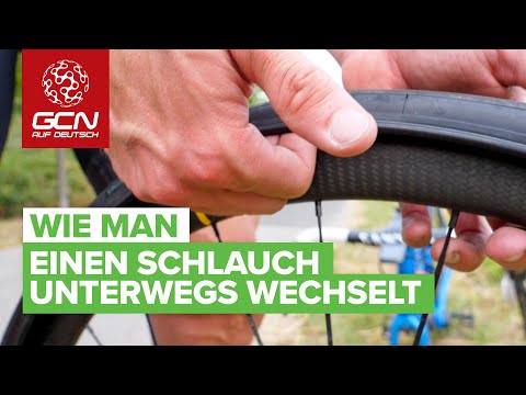 Wie man einen platten Schlauch unterwegs wechselt | Schlauchwechsel am Straßenrand