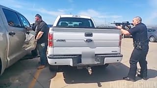 [提問] 要怎麼直接分辨柯爾特9mm和M4A1?