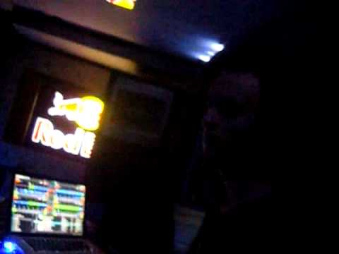 medeew & fitcha aux platines JUSTIN JAMES, CHICK'S LUV US & MEDEEW @ SPARTACUS CLUB 18.01.14 part 1