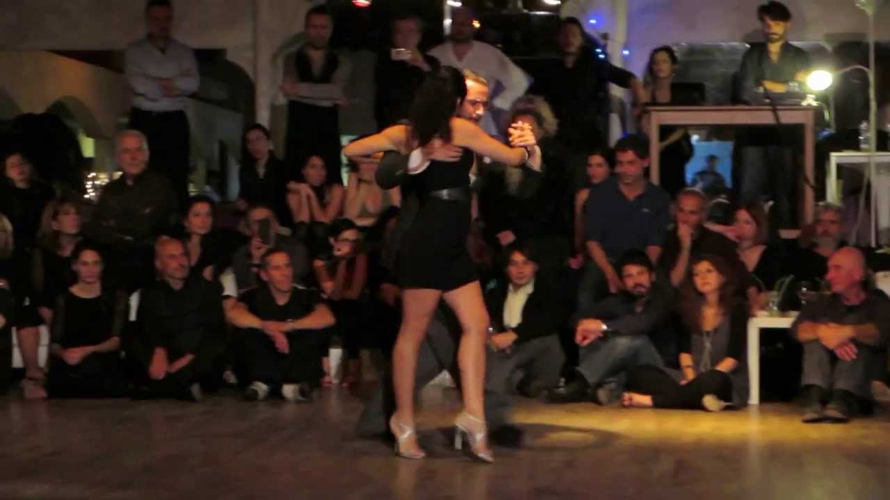 Giampiero Cantone y Francesca Del Buono, Barrio - Roma, 06/12/2013; 2/4 - La bruja, Juan D'Arienzo