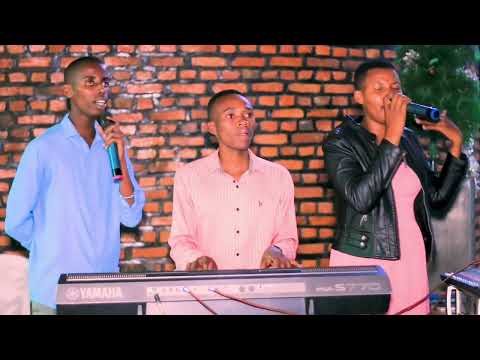 WORSHIP  Ange , Patrick na Desire Pro baradutaramiye   umukunga , seben 🎹